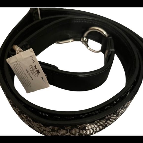 Coach Brand New with Tags Signature Black & White Dog Leash Sz Large 61315 - Picture 7 of 7